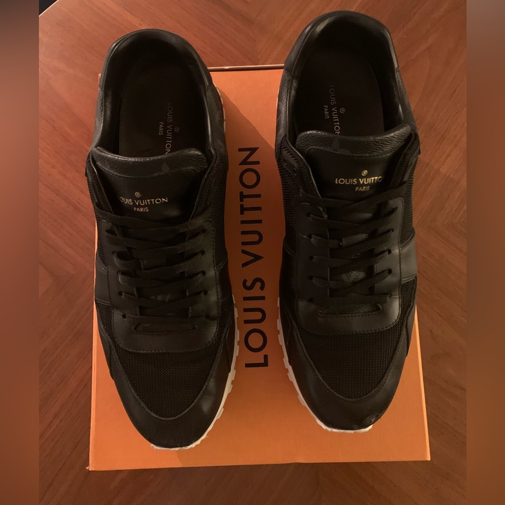 Louis Vuitton monogram run away trainer sneakers men size 11 black white - Picture 2 of 13